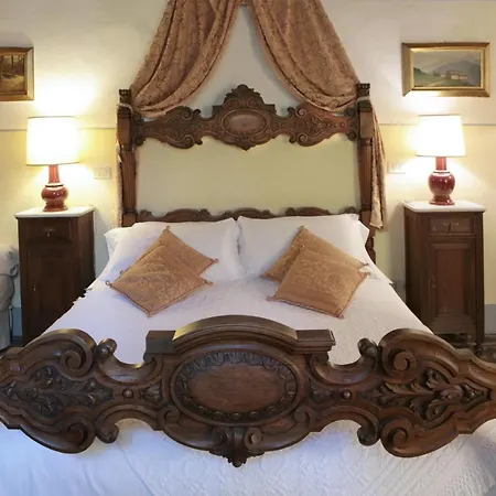 Bed & Breakfast La Dogana Di Charme - Historic With A Beautiful Garden 2*