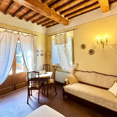 La Dogana Di Charme - Historic With A Beautiful Garden
