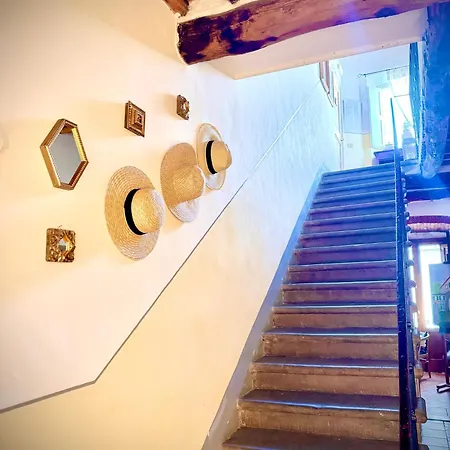 La Dogana Di Charme - Historic With A Beautiful Garden - Private Parking 2* Lucca