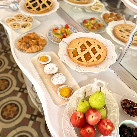 La Dogana Di Charme - Historic With A Beautiful Garden - Private Parking 2*