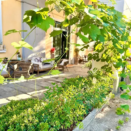 La Dogana Di Charme - Historic With A Beautiful Garden - Private Parking ルッカ