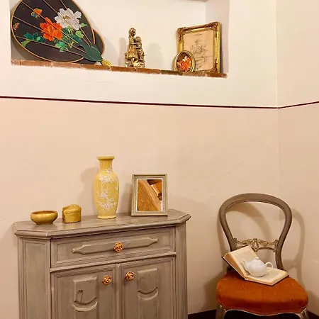 Alojamento de Acomodação e Pequeno-almoço La Dogana Di Charme - Historic With A Beautiful Garden - Private Parking 4*